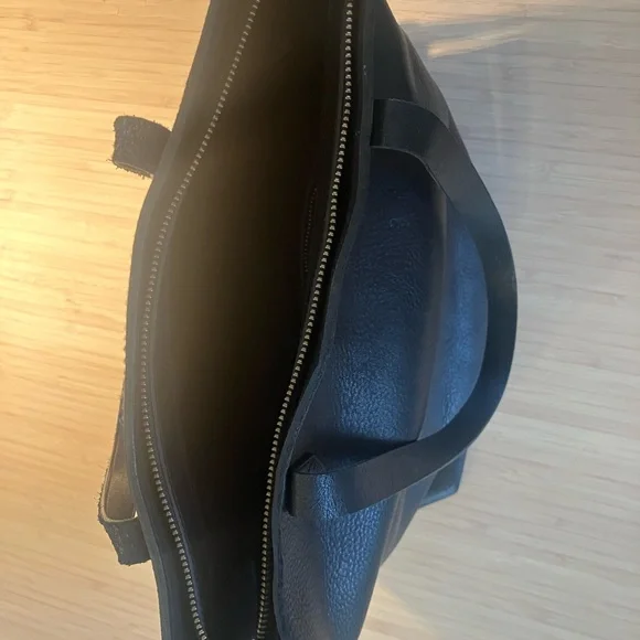 Madewell Black Leather Tote Bag - Picture 4 of 5